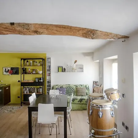Apartment Cantu 29 - The House Of Travelers